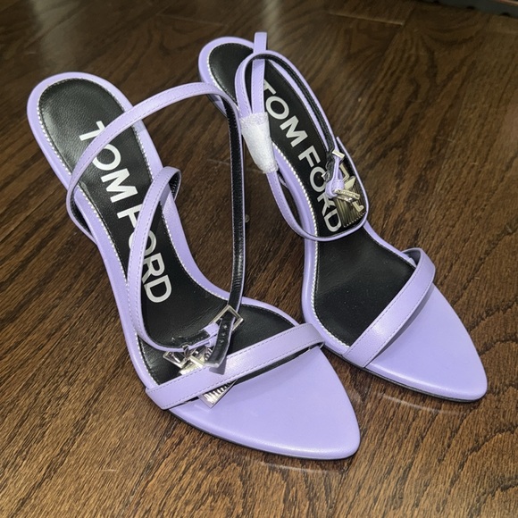 Tom Ford lock stiletto - Picture 6 of 9